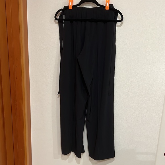 NWT Lululemon Noir Pant - Black - Picture 2 of 4